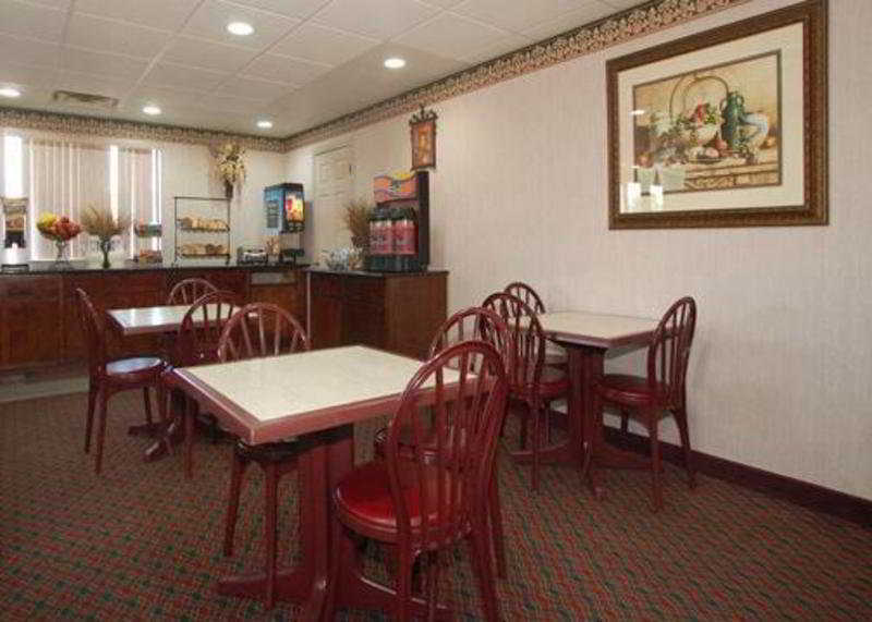 Quality Inn Broken Arrow - Tulsa Restaurace fotografie